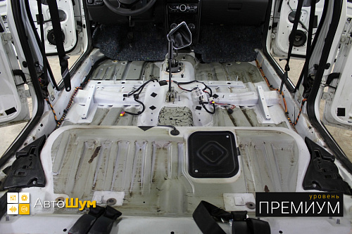 Штатная шумоизоляция пола лады приоры