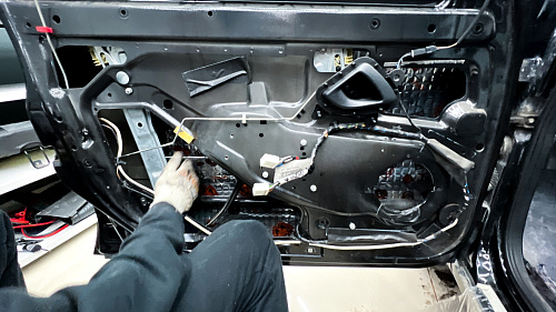 Виброизоляция дверей Лада Гранта