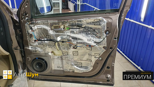 Виброизоляция дверей Сузуки Гранд Витары