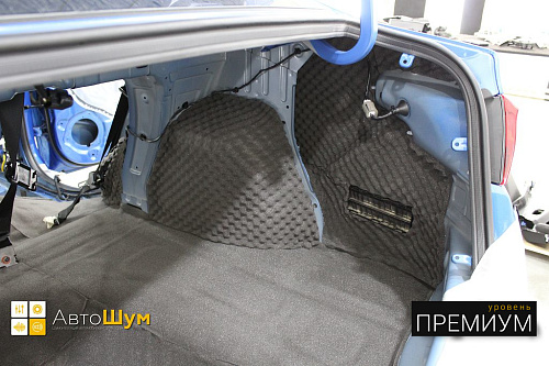 Шумоизоляция арок и крыльев Киа Рио.