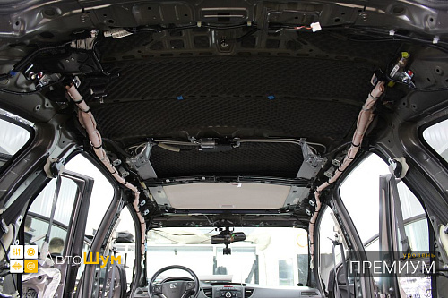 Поверх виброизоляции клеим шумопоглотитель Шумофф Absorber А15