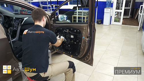 Монтируем дверной щит обратно Хендай Ай 30