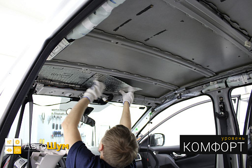 Клеим Шумофф М2 на крышу Ниссан Кашкай J11.