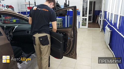 Разбираем дверь Хендай Ай 30