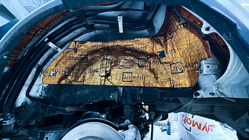 Виброизоляция арок Лексус НХ