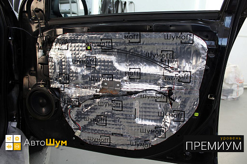 Шумоизоляция дверей Митсубиси Аутлендер ХЛ.