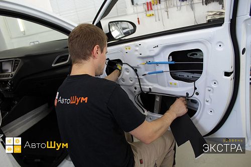 Клеим Шумофф Комфорт 6 внутрь двери Хендай Солярис