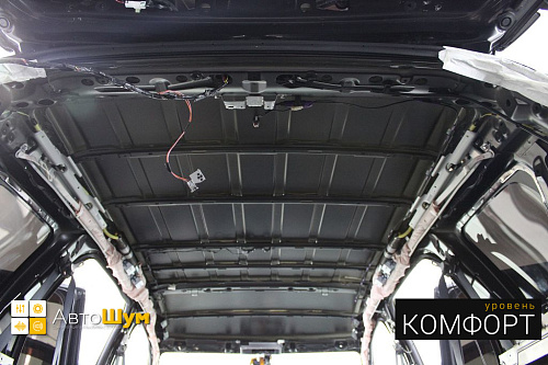Штатная шумоизоляция крыши Митсубиси Аутлендер XL.