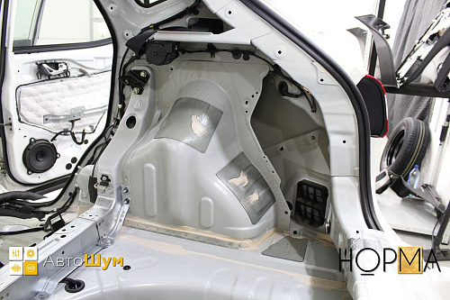 Заводская виброизоляция арок и крыльев Ниссан Кашкай J11.