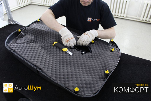 Клеим на дверную обшивку Flex А15