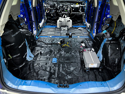 Звукоизоляция арок багажника Джили Атлас