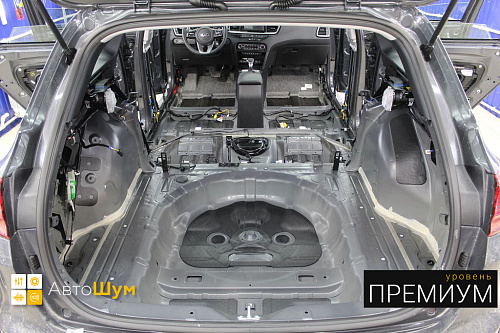 Штатная шумоизоляция багажника Киа Сид