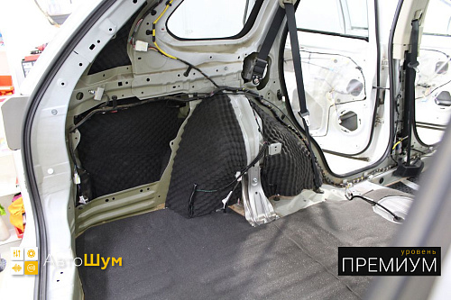 Шумоизоляция арок Митсубиси Аутледер