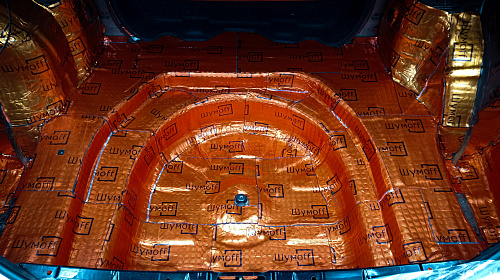 Виброизоляция багажника Тойота Камри 40