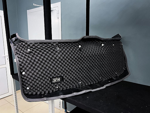 Вибро и шумоизоляция пятой двери Инфинити ФХ35