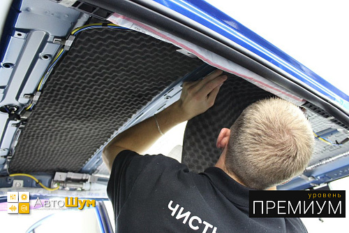 Клеим Герметон 7 на крышу Киа Рио.