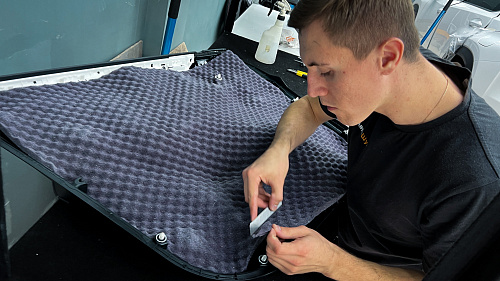 Шумоизоляция дверной обшивки Лексус НХ