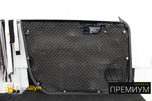 Шумоизоляция дверной обшивки Тойота Филдер