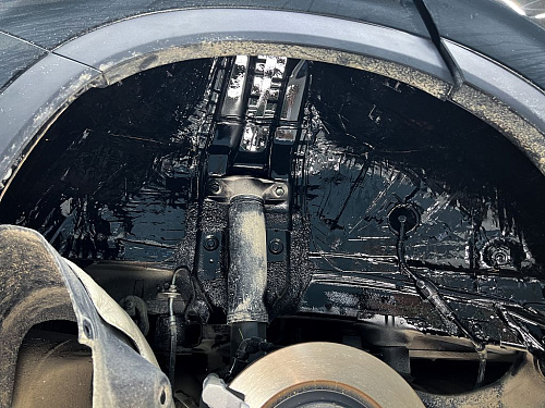 Покрытие жидкой резиной  арок Хёндай Санте Фе