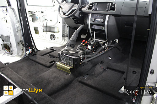Чистый ковёр УАЗ Патриот