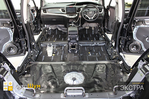 Звукоизоляция днища Хонда Джейд