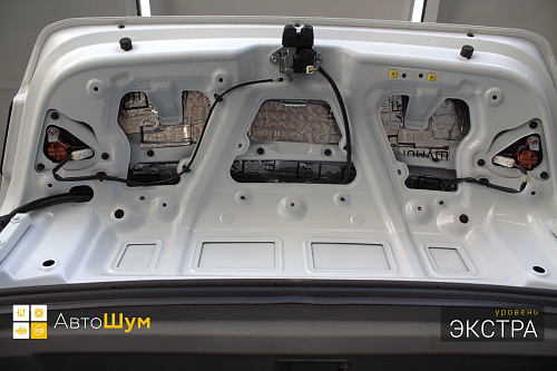 Виброизоляция крышки багажника Киа Рио ФБ