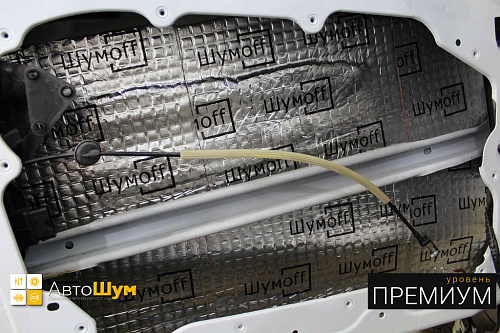 Виброизоляция двери Форд Куга. Первый слой