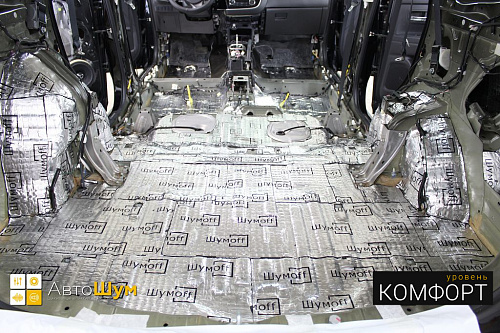 Клеим Шумофф М3 на арки Митсубиси Аутлендер GF.