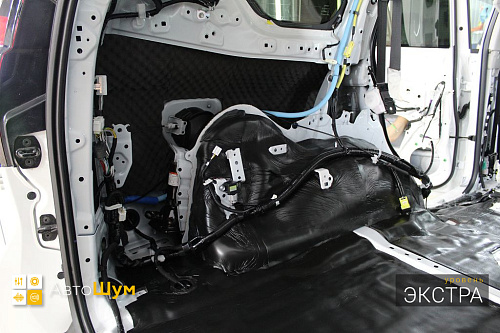 Шумоизоляция багажника Тойоты Ленд Крузер Прадо 150