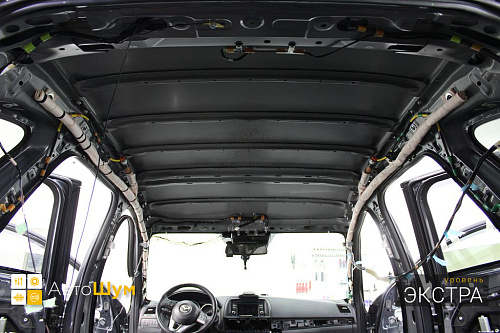 Штатная шумоизоляция крыши Мазды СХ5