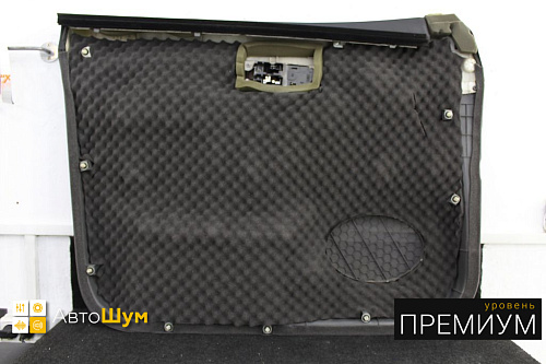 Шумоизоляция дверной обшивки Прадо.