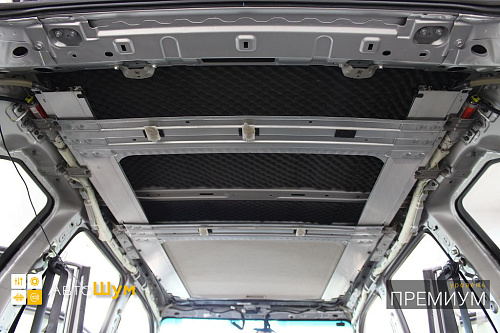 Поверх виброизоляции клеим шумопоглотитель Шумофф Absorber А15.