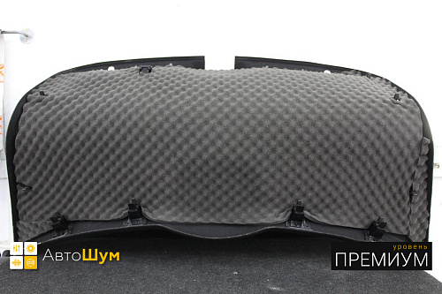 Шумоизоляция обшивки пятой двери Шкода Октавия