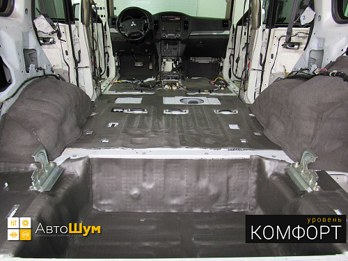 Шумоизоляция пола, багажника и арок мистубиси паджеро