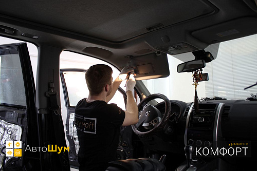 Разбираем обшивку крыши Ниссан Х Трейл Т31