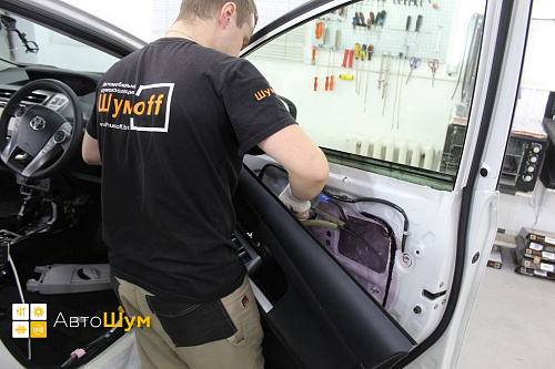 Разбираем дверь Тойота Приус