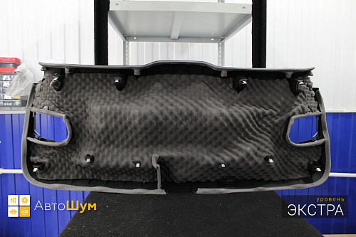 Шумоизоляция крышки багажника Ауди Ку3