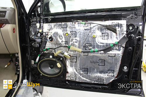 Шумоизоляция дверей Тойоты Ленд Крузер Прадо 120