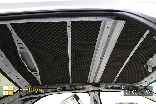 Шумоизоляция крыши Тойоты Камри 55