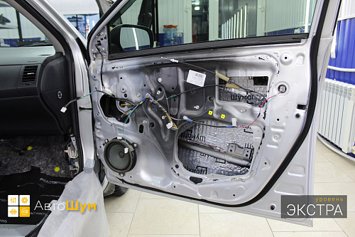 Виброизоляция дверей Тойота Королла E150