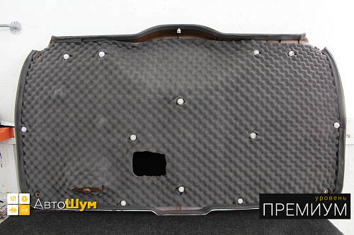 Шумоизоляция обшивки пятой двери