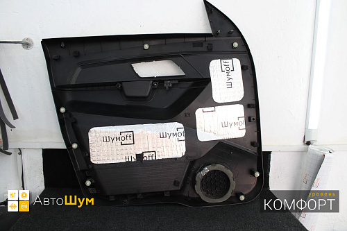 Оклеиваем виброизоляцией обшивку двери УАЗ Патриот.