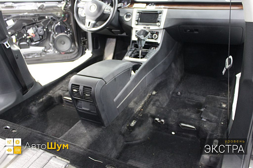 Грязный ковер Фольксваген Пассат