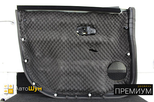 Шумоизоляция дверной обшивки Митсубиси Аутледер