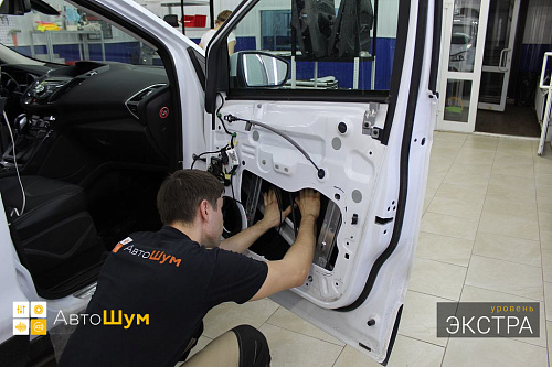 Клеим Комфорт 6 внутрь двери Форд Куга