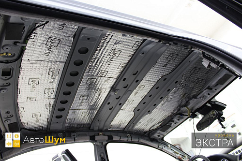 Виброизоляция крыши Мазды 6