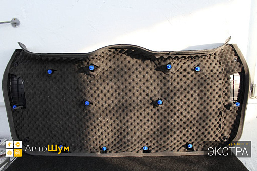 Шумоизоляция обшивки пятой двери Хендай Икс 35