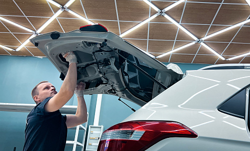 Виброизоляция крышки багажника Хёндай Крета