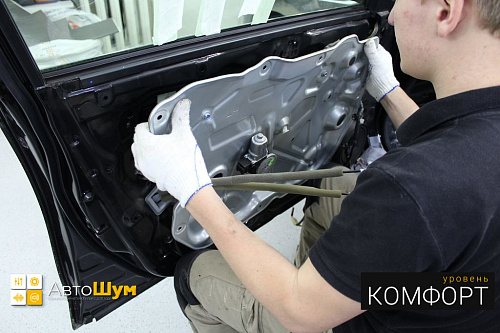 Разборка двери Nissan Teana