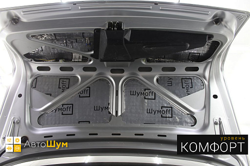 Виброизоляция крыши багажника Лады Приоры